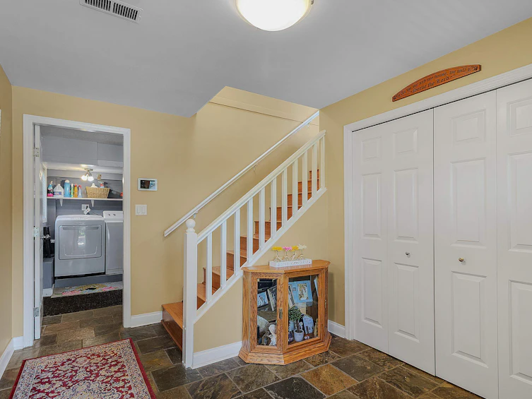 34981 Bernina Court, Abbotsford, BC, V3G 1C2 - 4