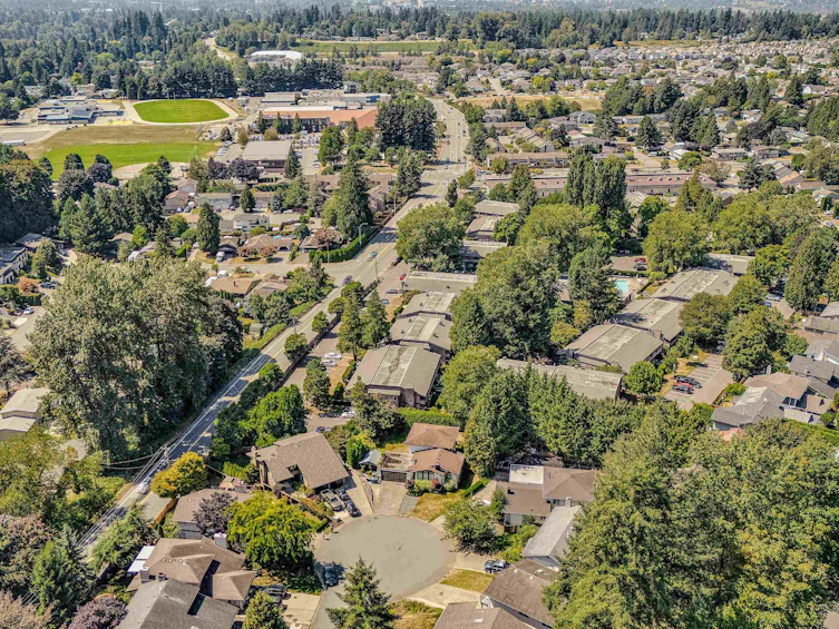 34981 Bernina Court, Abbotsford, BC, V3G 1C2 - 36