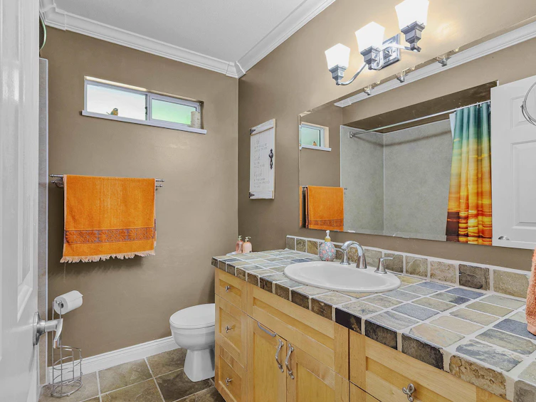 34981 Bernina Court, Abbotsford, BC, V3G 1C2 - 17