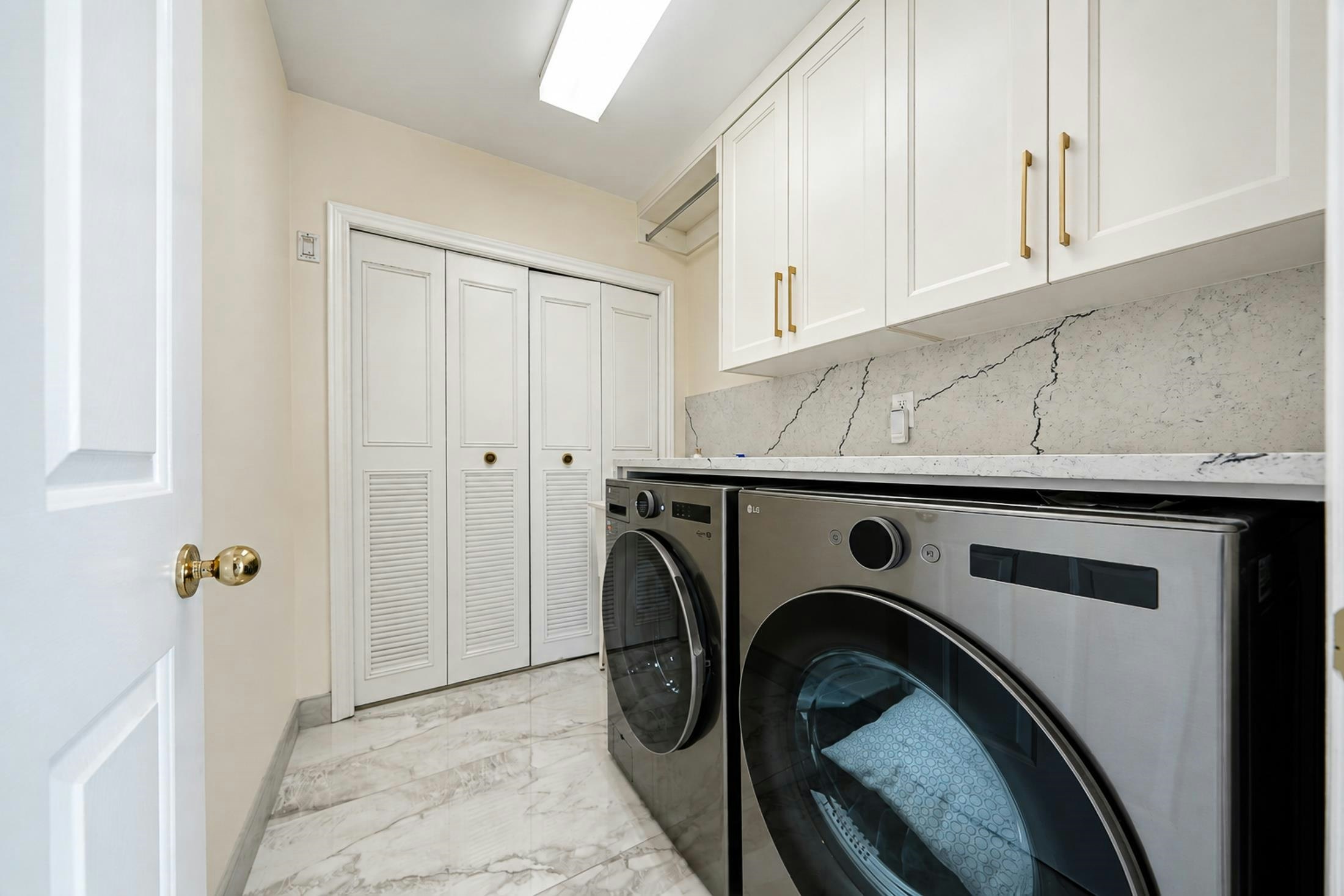 7640 Broadmoor Boulevard, Richmond, BC, V7A 1A7 - 17