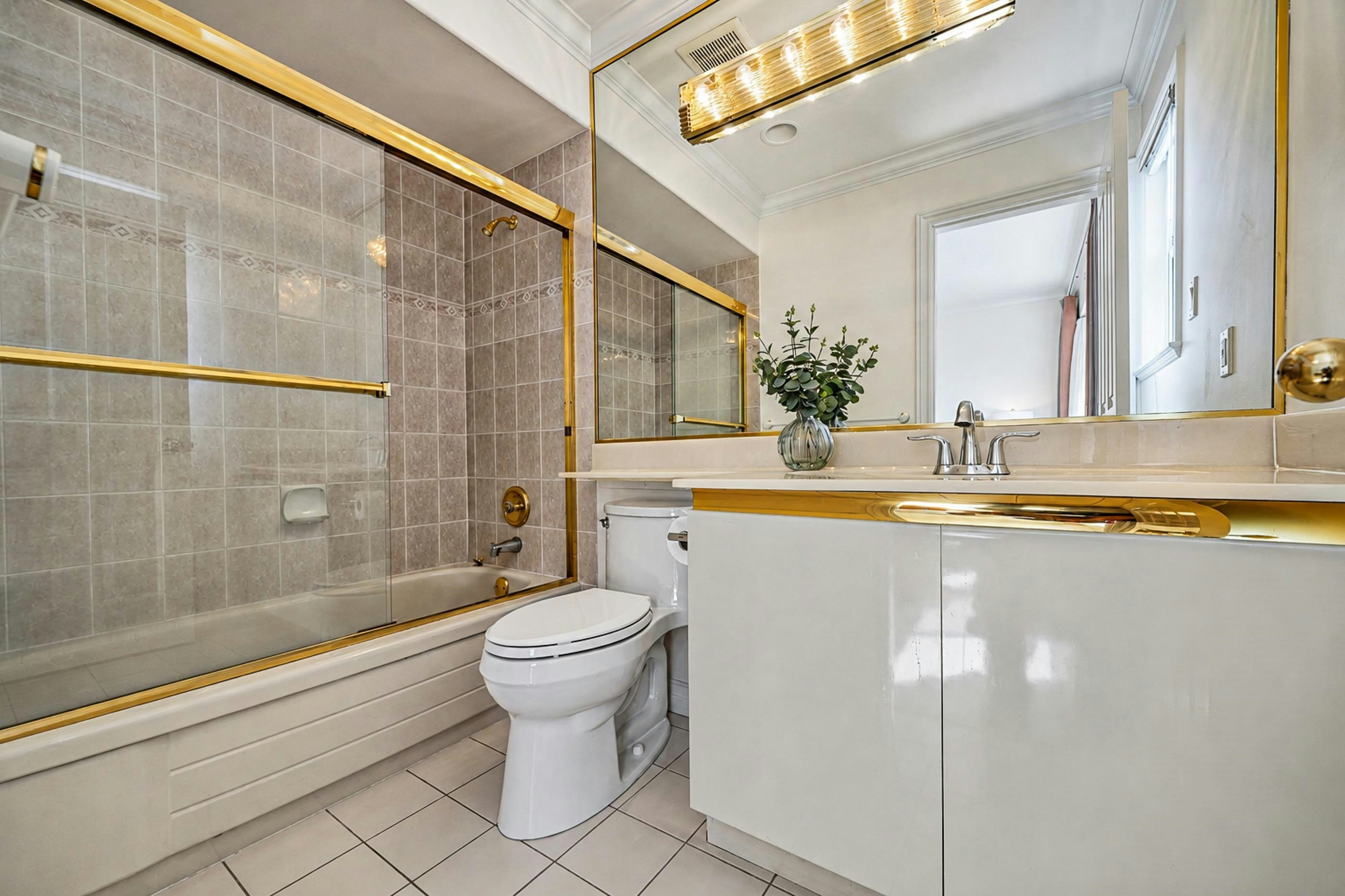 7640 Broadmoor Boulevard, Richmond, BC, V7A 1A7 - 26