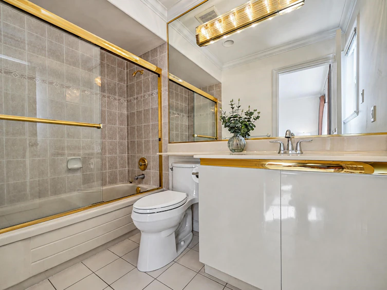 7640 Broadmoor Boulevard, Richmond, BC, V7A 1A7 - 26