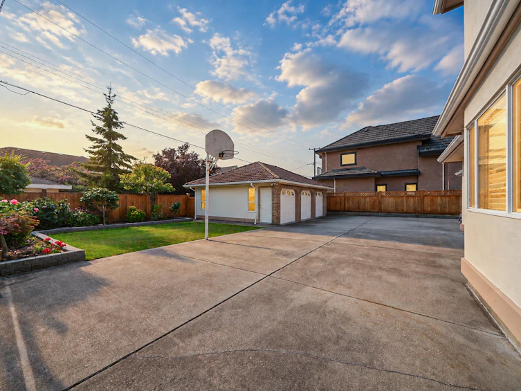 7640 Broadmoor Boulevard, Richmond, BC, V7A 1A7 - 32