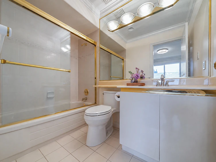 7640 Broadmoor Boulevard, Richmond, BC, V7A 1A7 - 28