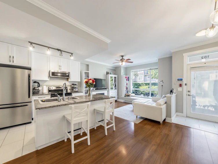 102-7418 Byrnepark Walk, Burnaby, BC, V3N 0B3