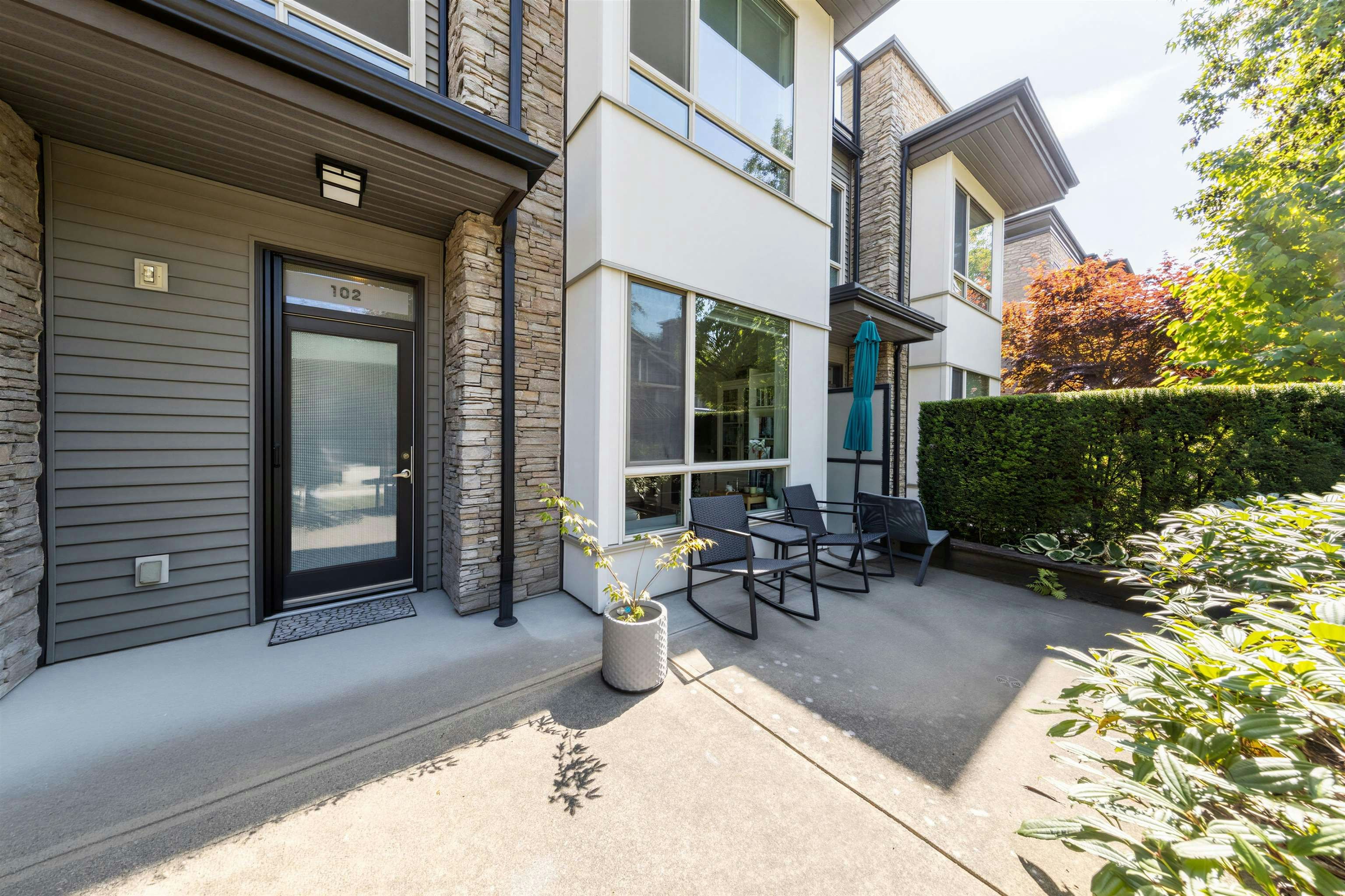 102-7418 Byrnepark Walk - 2
