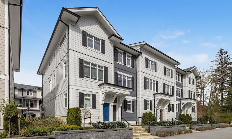 31-2070 Oak Meadows Drive
