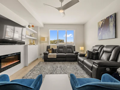 128-16561 17a Avenue - 2