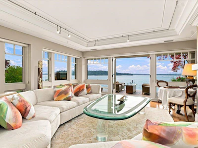 1952 Bellevue Avenue - 5