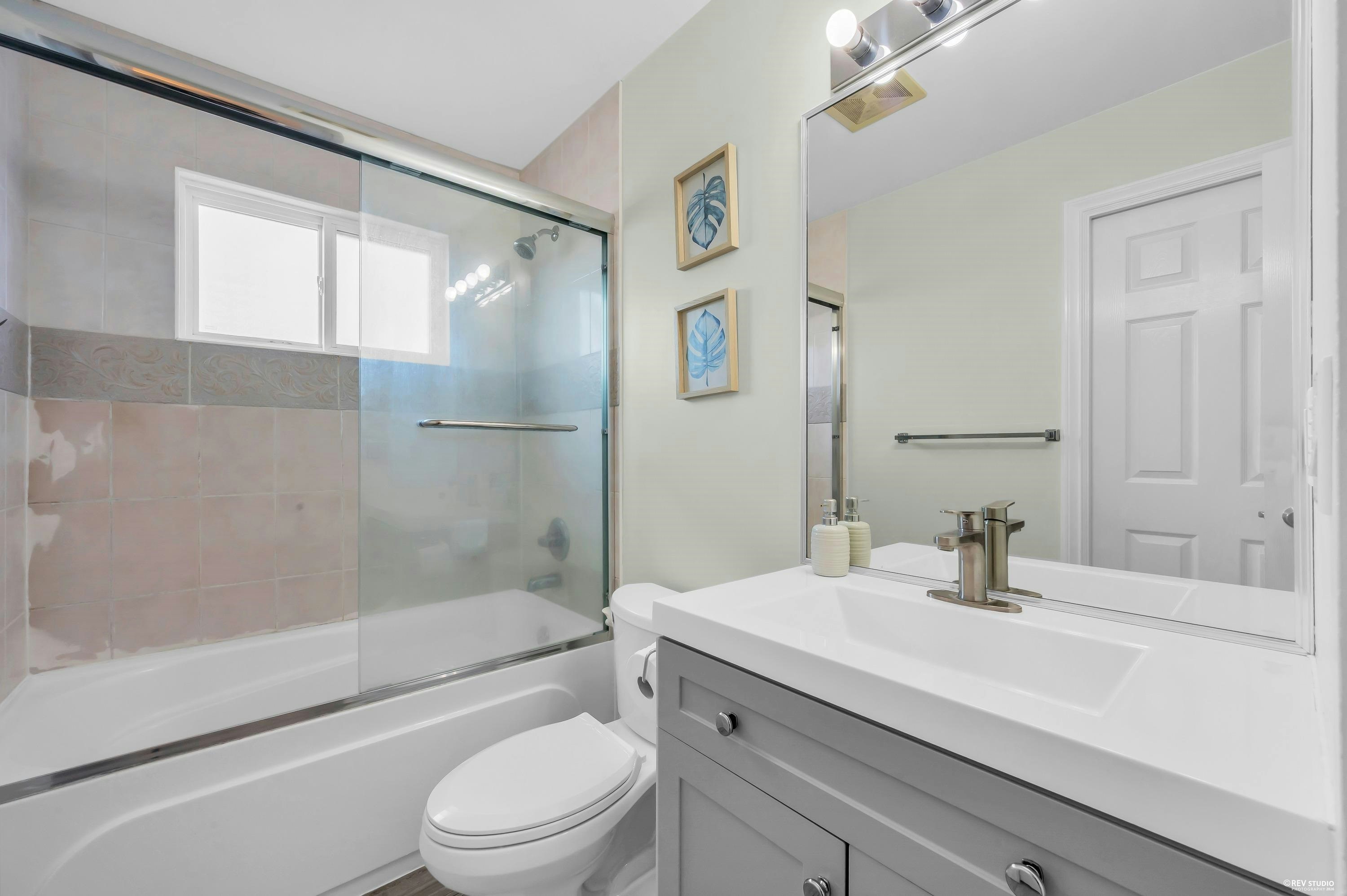 6925 Main Street, Vancouver, BC, V5X 3H6 - 21