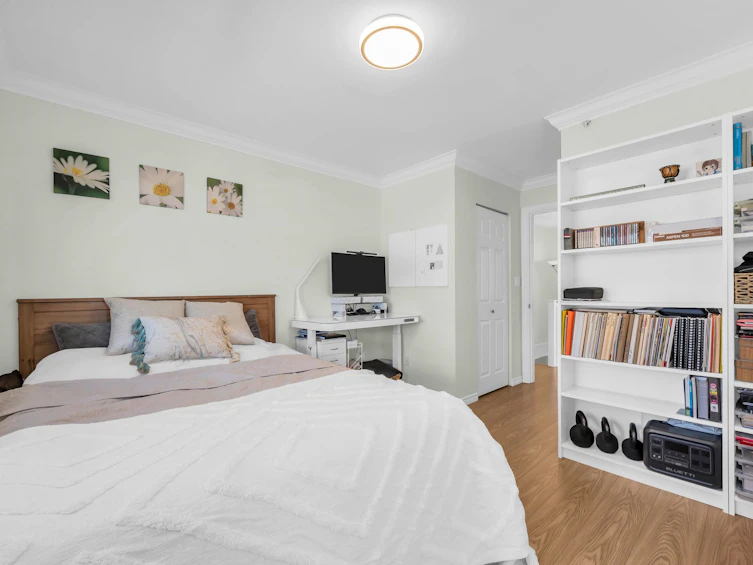 6925 Main Street, Vancouver, BC, V5X 3H6 - 17