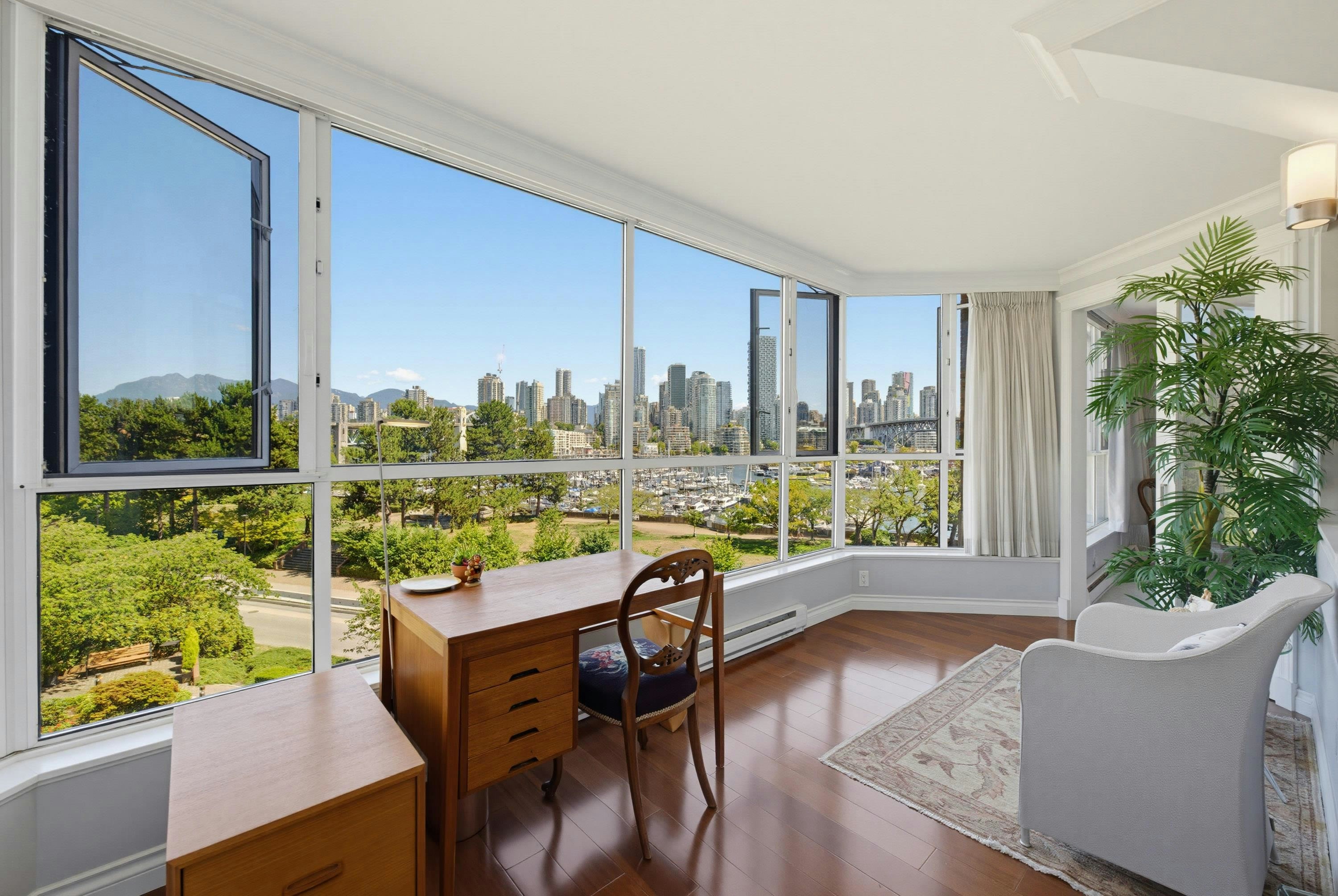 304-1490 Pennyfarthing Drive, Vancouver, BC, V6J 4Z3