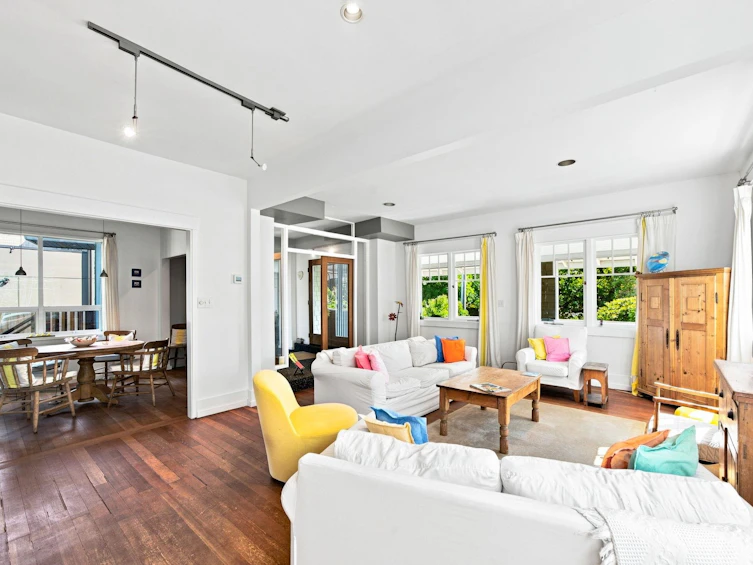 2433 Mathers Avenue, West Vancouver, BC, V7V 2H9 - 5