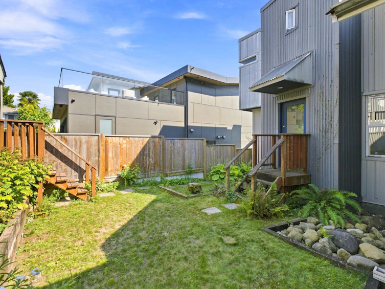 2433 Mathers Avenue, West Vancouver, BC, V7V 2H9 - 33