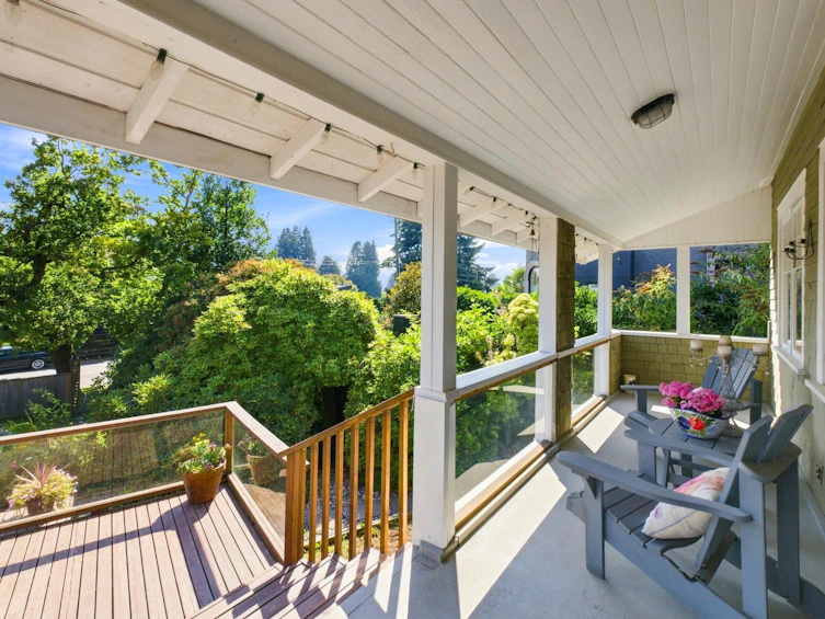 2433 Mathers Avenue, West Vancouver, BC, V7V 2H9 - 2