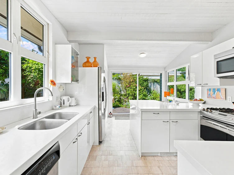 2433 Mathers Avenue, West Vancouver, BC, V7V 2H9 - 8