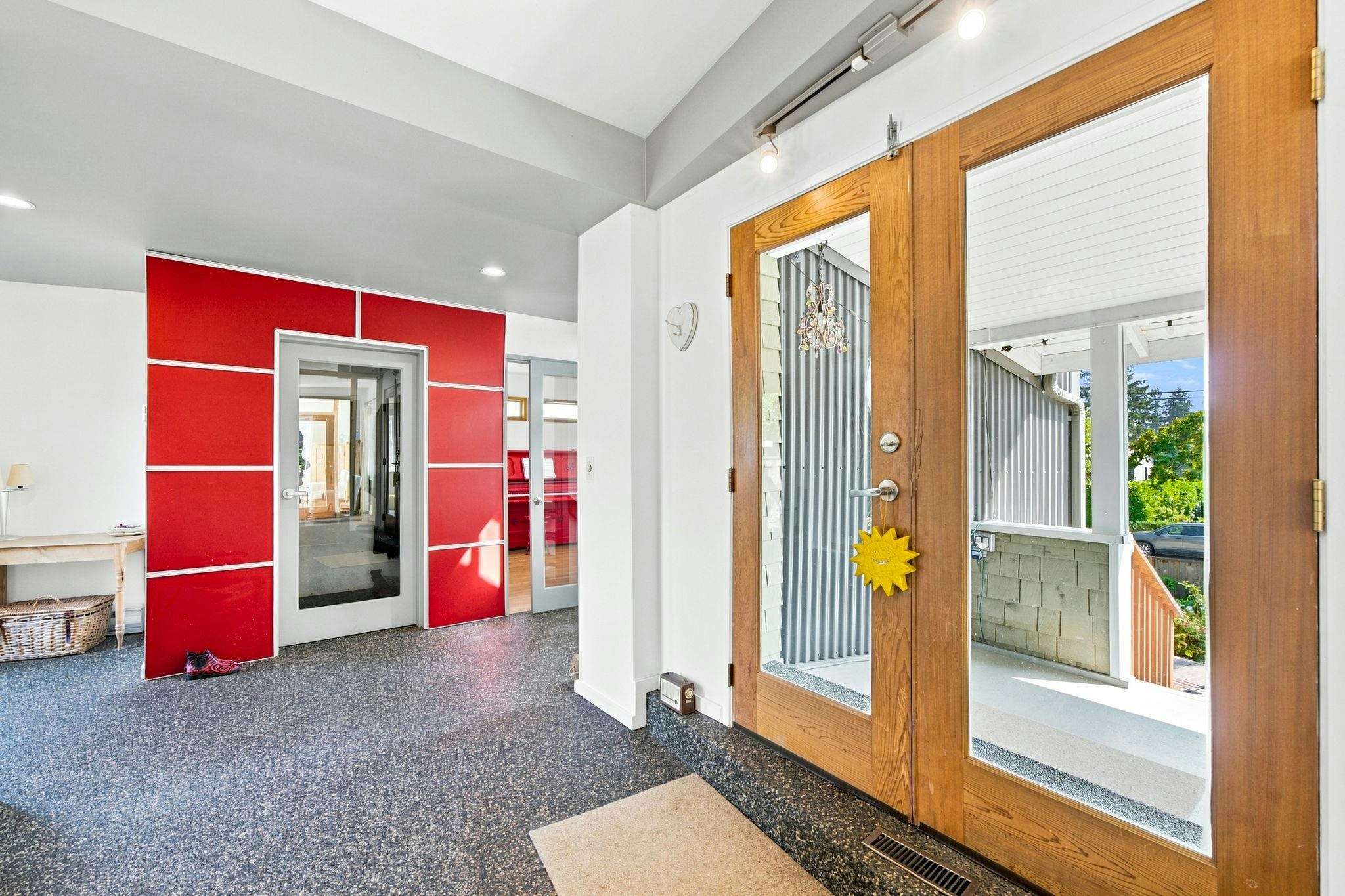 2433 Mathers Avenue, West Vancouver, BC, V7V 2H9 - 15