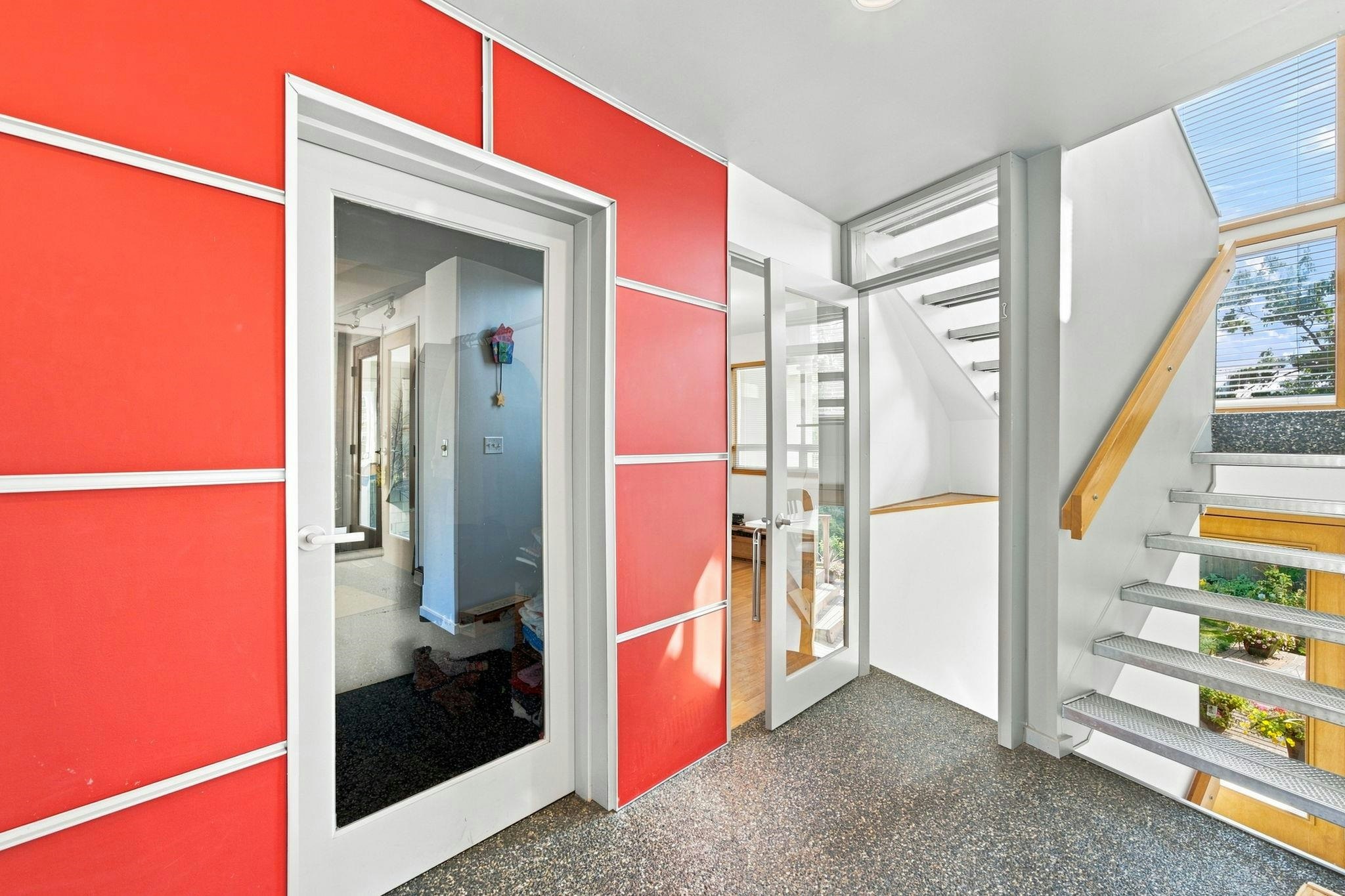 2433 Mathers Avenue, West Vancouver, BC, V7V 2H9 - 16