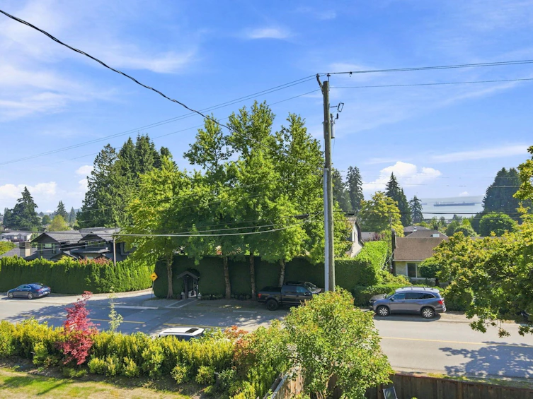 2433 Mathers Avenue, West Vancouver, BC, V7V 2H9 - 22