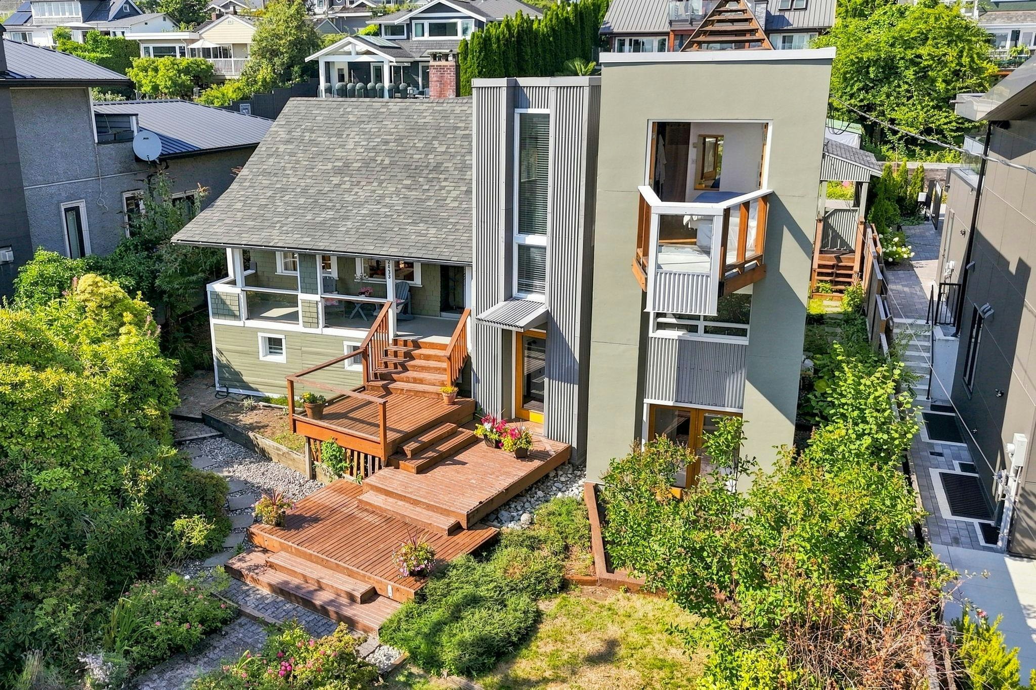2433 Mathers Avenue, West Vancouver, BC, V7V 2H9