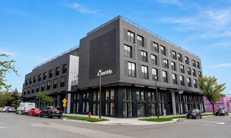 306-1120 E Georgia Street