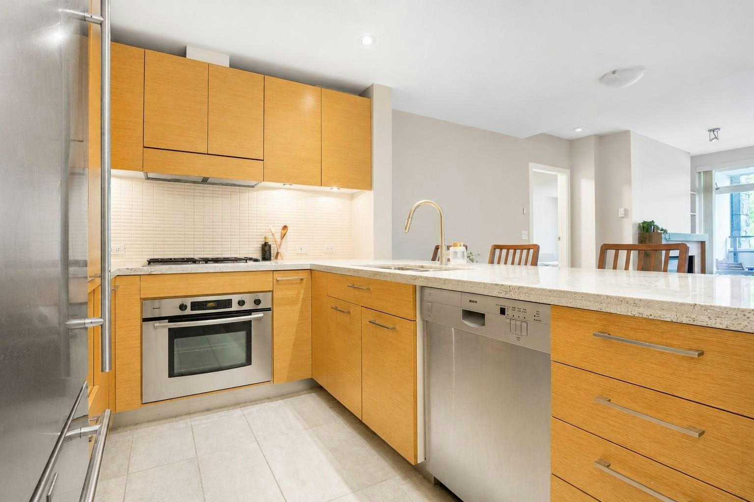 107-6015 Iona Drive, Vancouver, BC, V6T 2J4 - 10