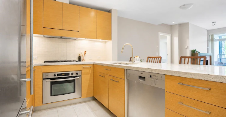 107-6015 Iona Drive, Vancouver, BC, V6T 2J4 - 10