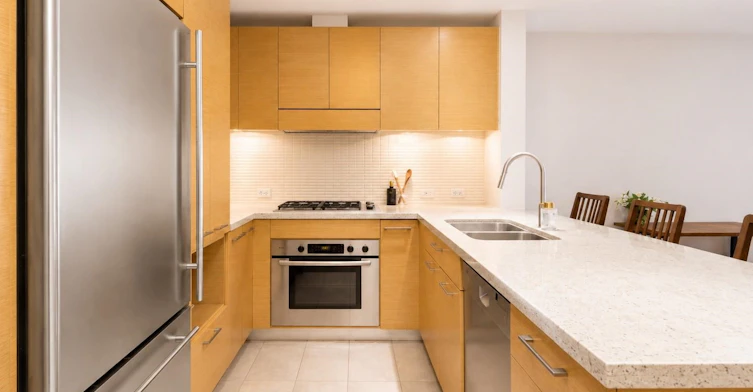 107-6015 Iona Drive, Vancouver, BC, V6T 2J4 - 9