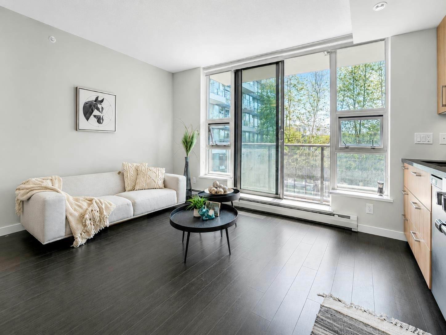 809-168 W 1st Avenue, Vancouver, BC, V5Y 0H6