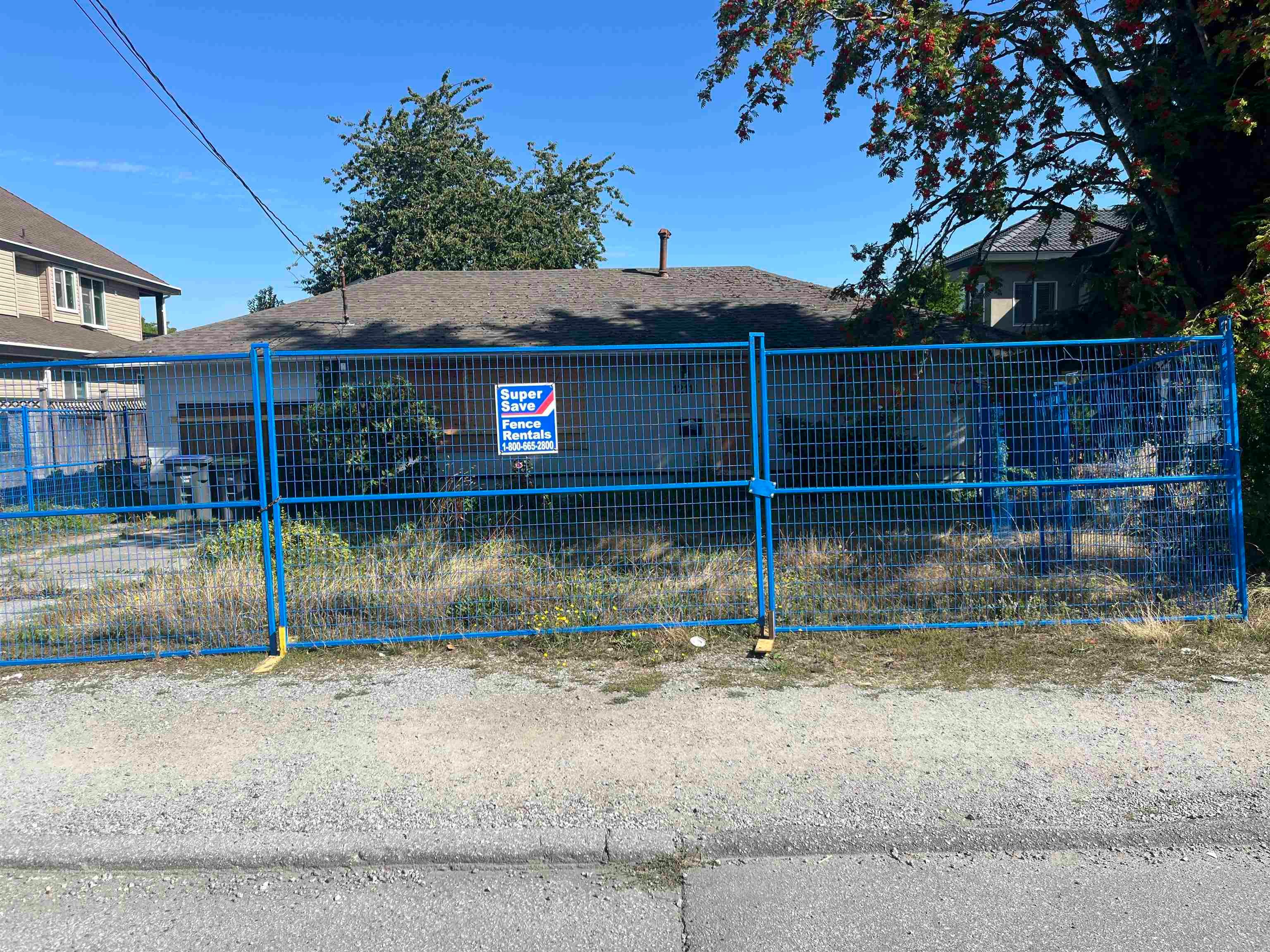 12111 84 Avenue, Surrey, BC, V3W 3G4