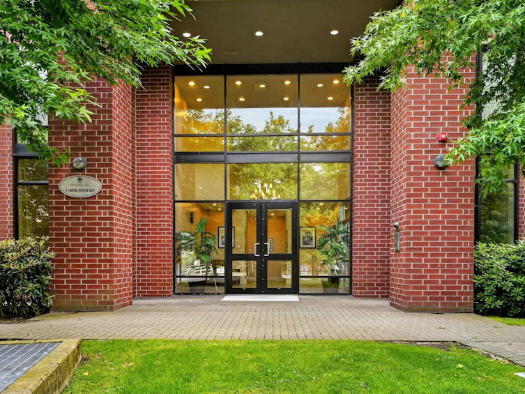 1101-11 E Royal Avenue, New Westminster, BC, V3L 0A8 - 36