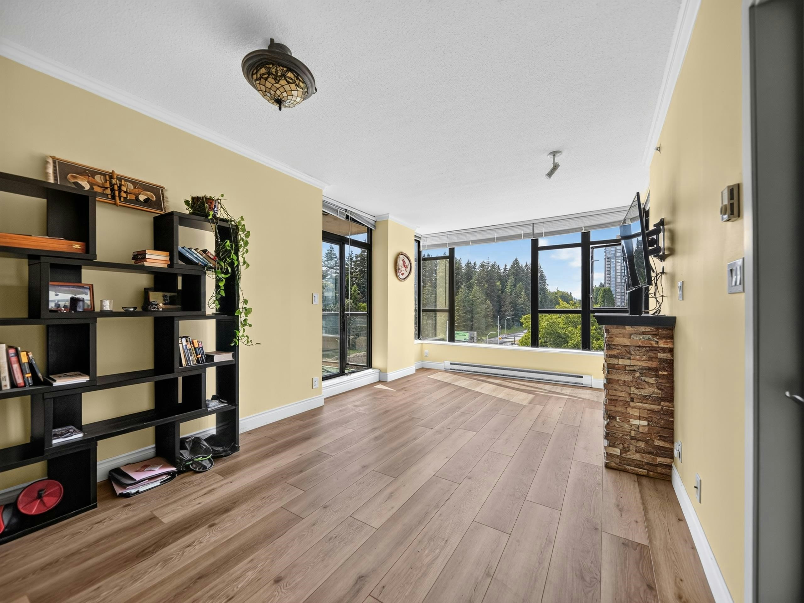 1101-11 E Royal Avenue, New Westminster, BC, V3L 0A8 - 10