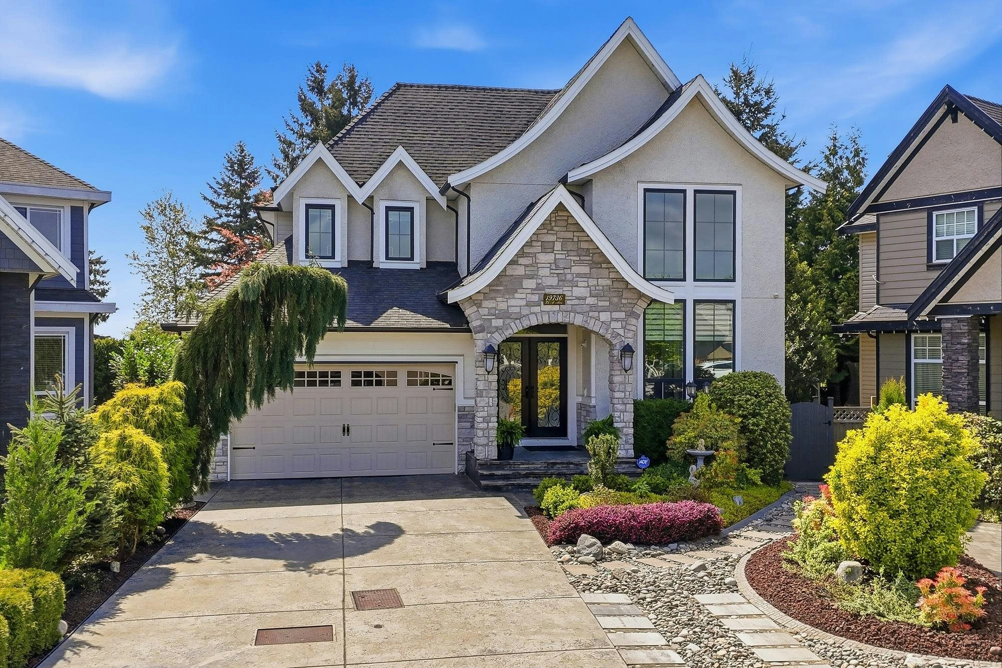 19736 71a Avenue, Langley, BC, V2Y 3G8