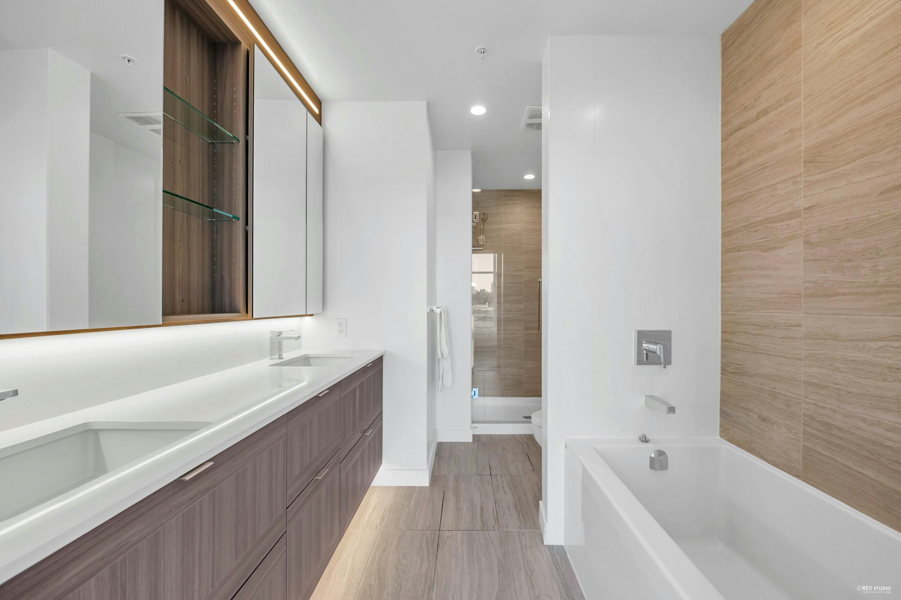 TH302-2351 Beta Avenue, Burnaby, BC, V5C 0M2 - 16