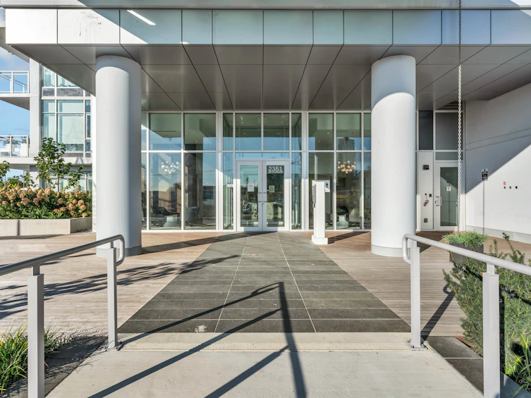 TH302-2351 Beta Avenue, Burnaby, BC, V5C 0M2 - 34