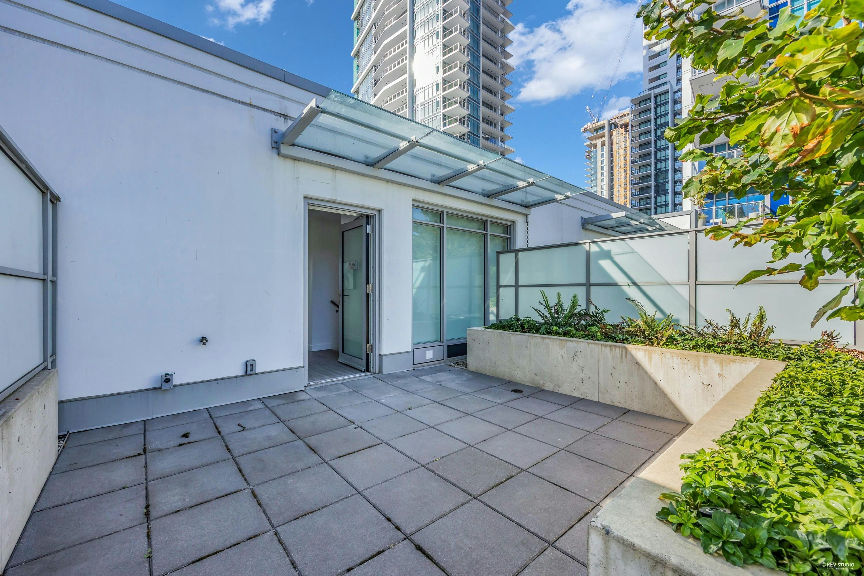 TH302-2351 Beta Avenue, Burnaby, BC, V5C 0M2 - 22