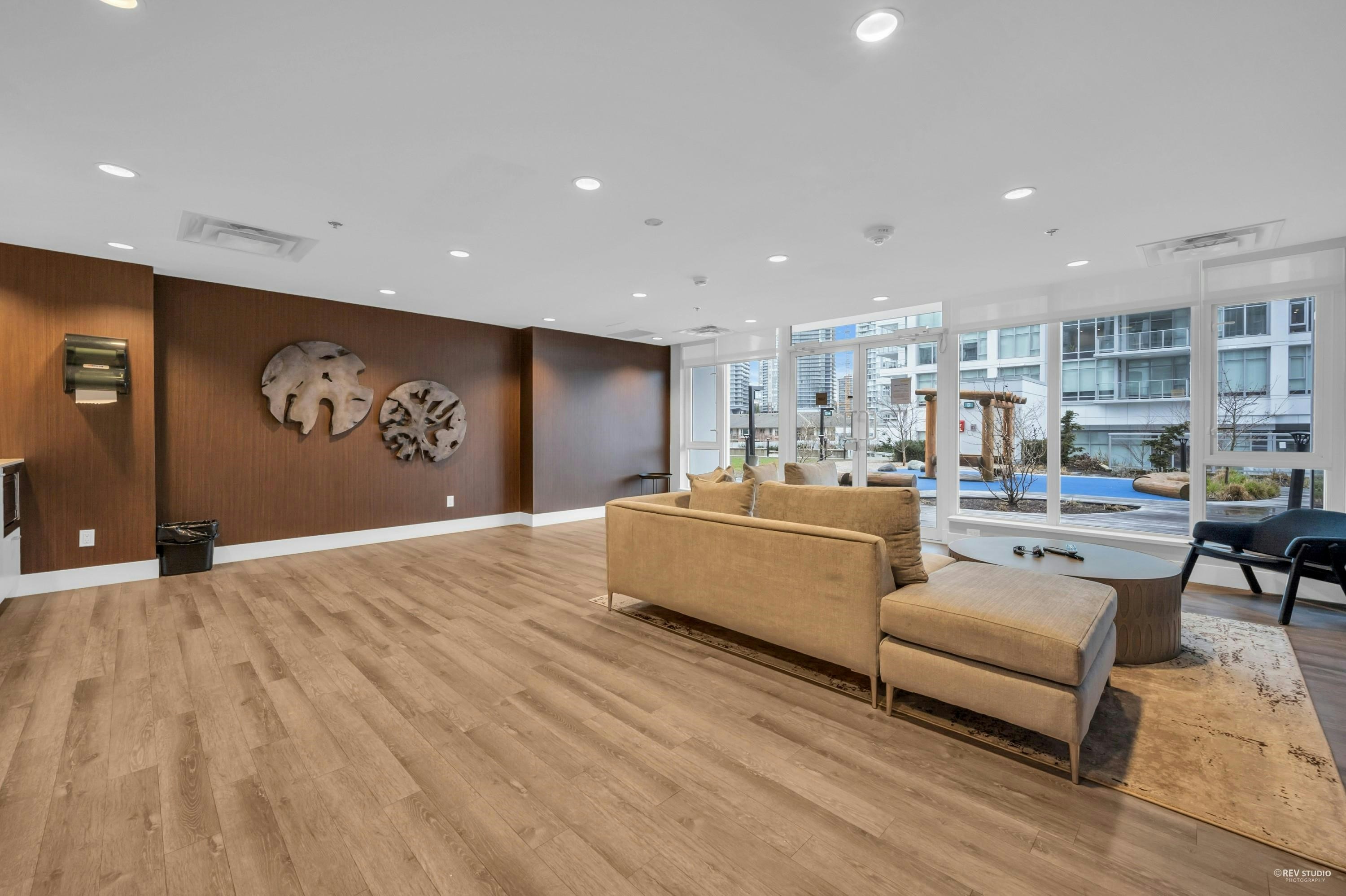 TH302-2351 Beta Avenue, Burnaby, BC, V5C 0M2 - 26