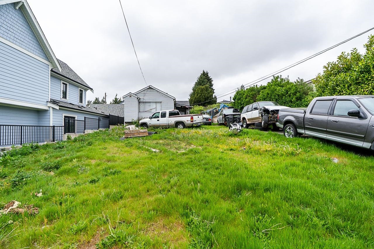 2235 Edinburgh Street - 3