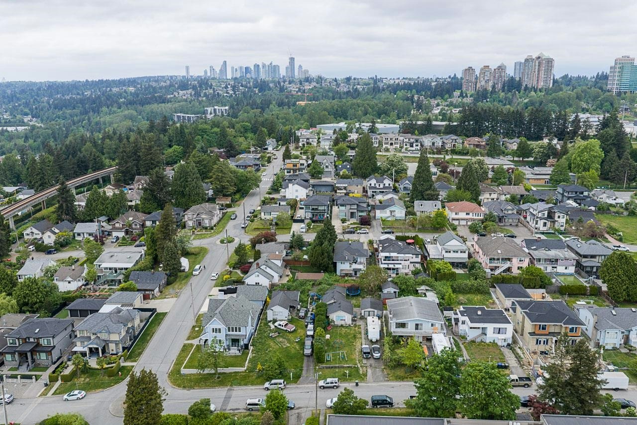 2233 Edinburgh Street, New Westminster, BC, V3M 2Y2 - 13