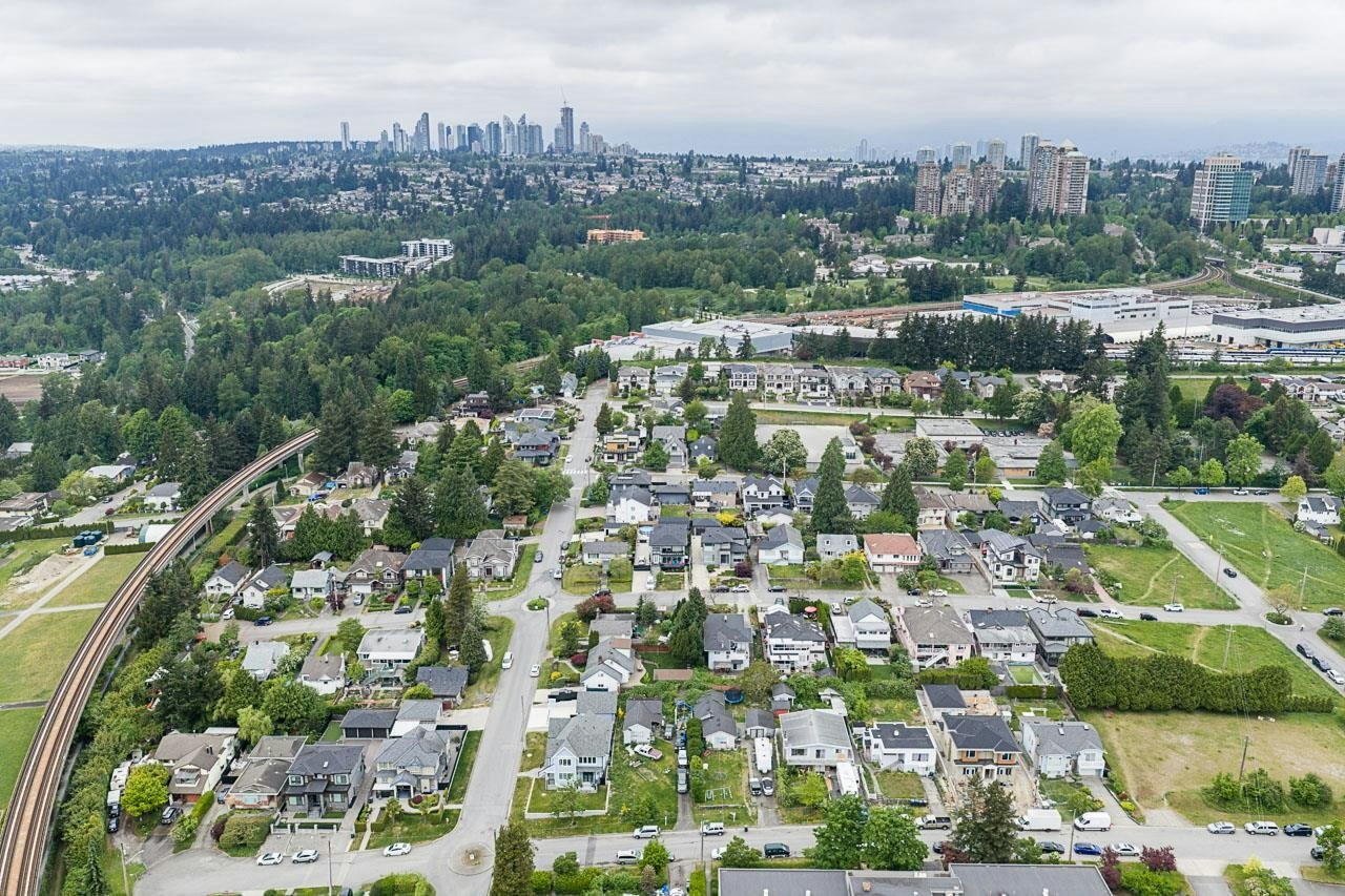 2233 Edinburgh Street, New Westminster, BC, V3M 2Y2 - 29