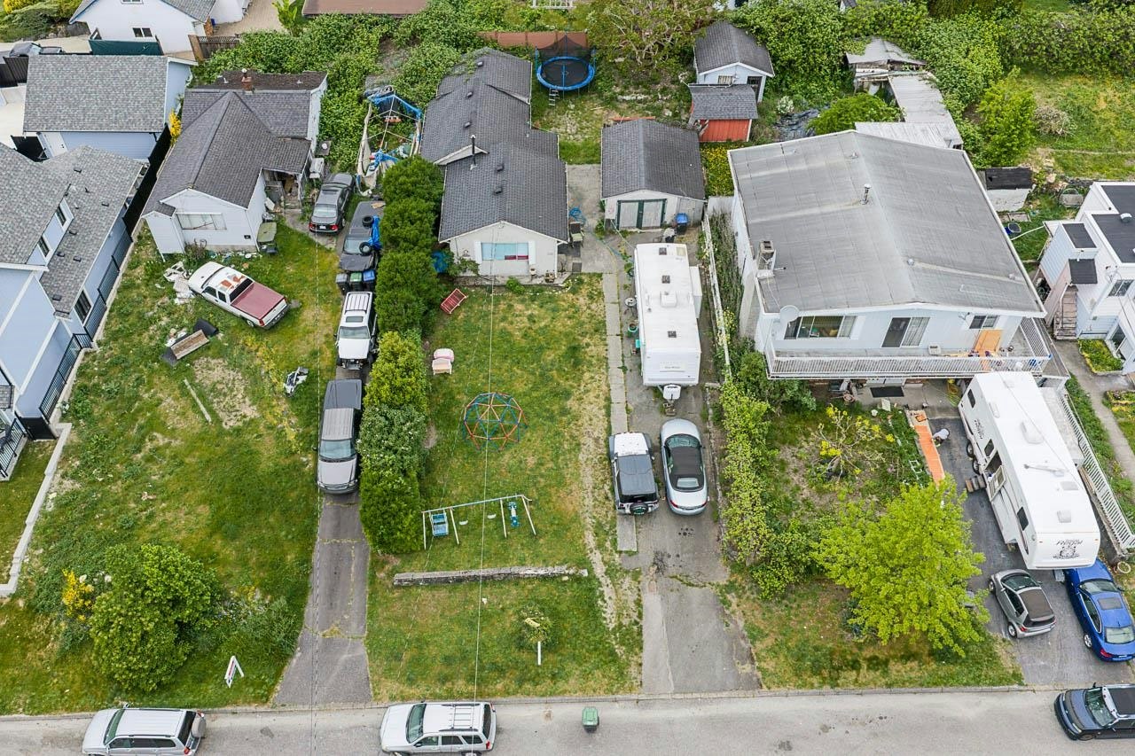 2233 Edinburgh Street, New Westminster, BC, V3M 2Y2 - 34