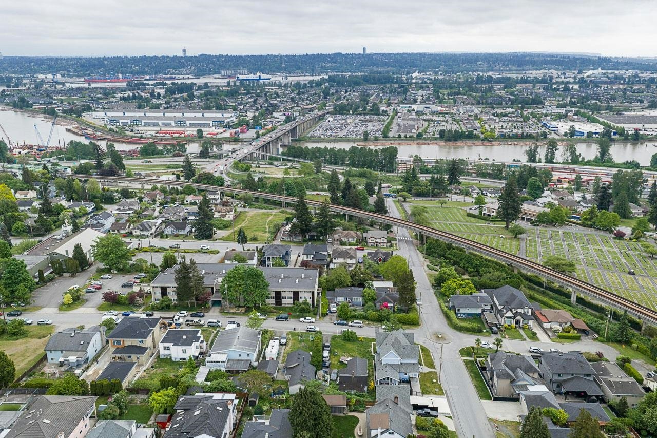 2233 Edinburgh Street, New Westminster, BC, V3M 2Y2 - 22
