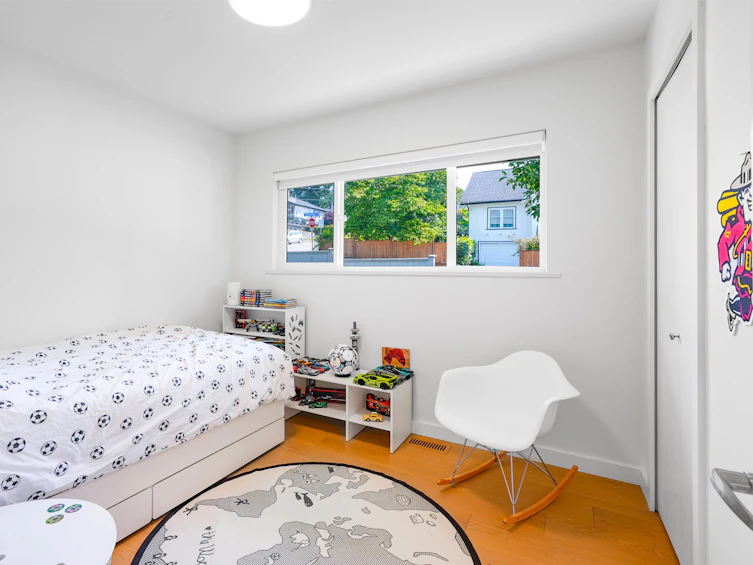 3277 Chesterfield Avenue, North Vancouver, BC, V7N 3M8 - 15