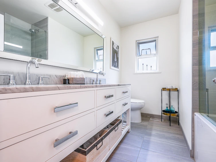 3277 Chesterfield Avenue, North Vancouver, BC, V7N 3M8 - 14