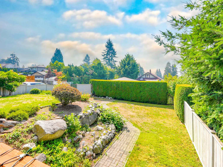 3277 Chesterfield Avenue, North Vancouver, BC, V7N 3M8 - 8