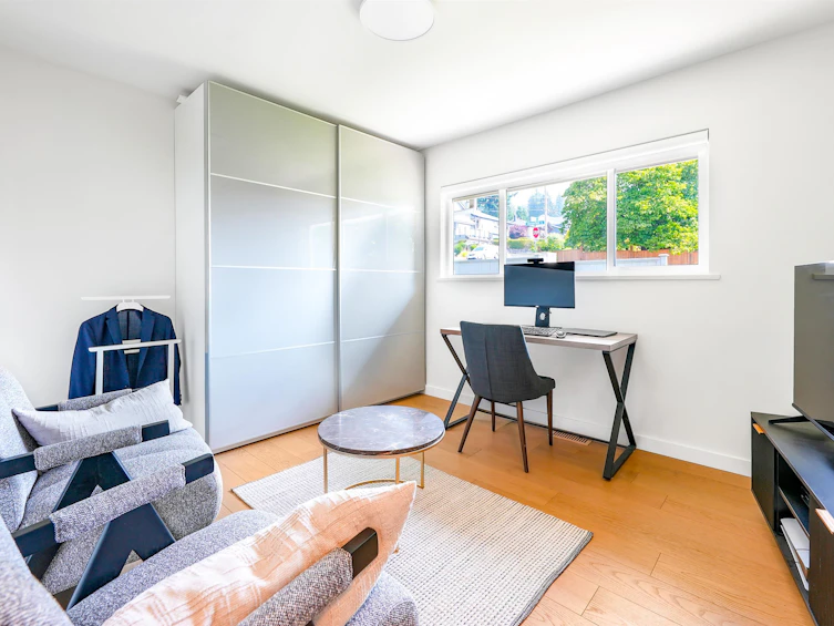 3277 Chesterfield Avenue, North Vancouver, BC, V7N 3M8 - 13