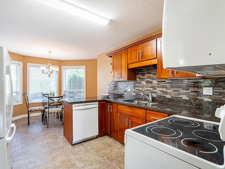 12-32615 Murray Avenue, Abbotsford, BC, V2T 4T8 - 6