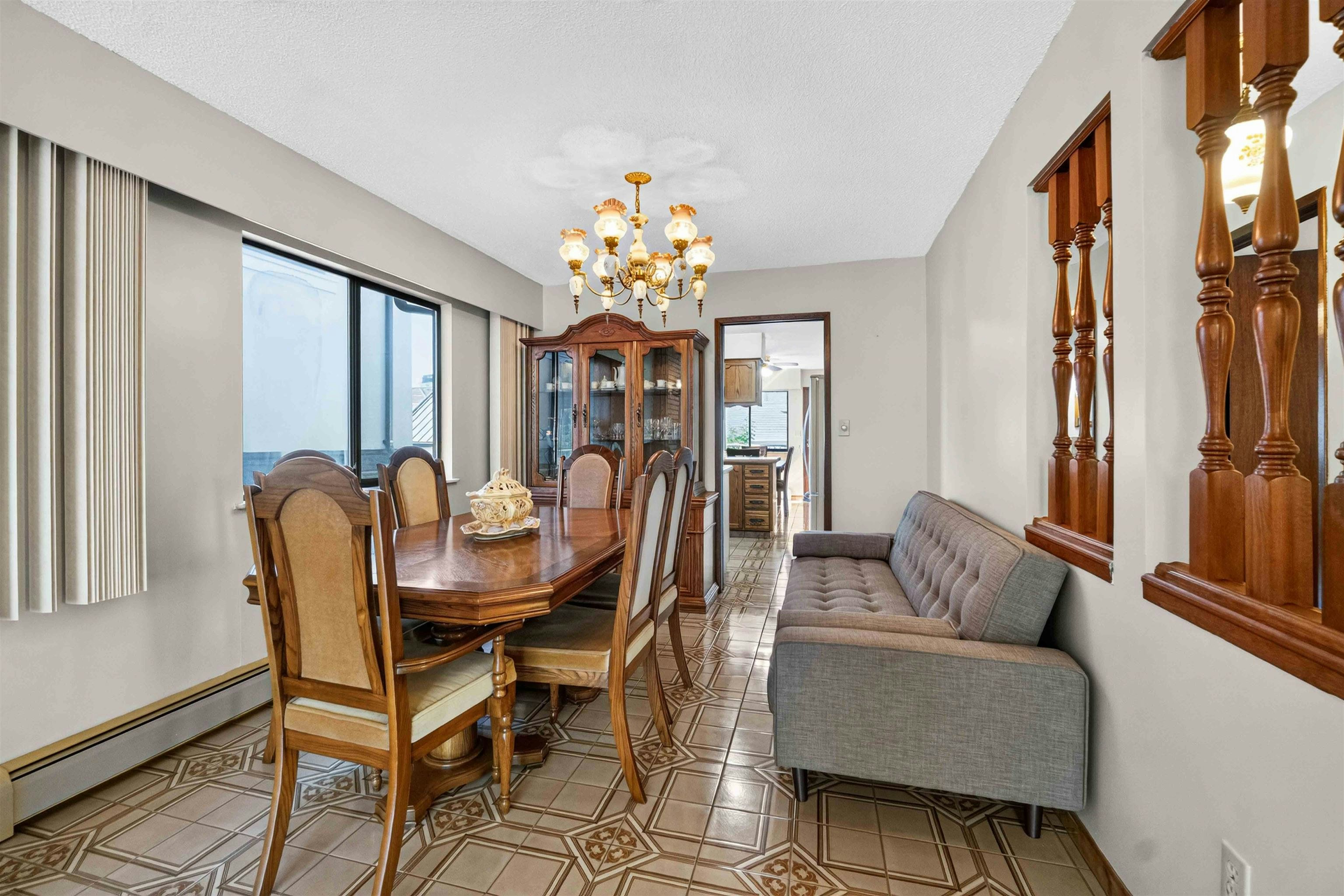 2739 E 8th Avenue, Vancouver, BC, V5M 1W7 - 12