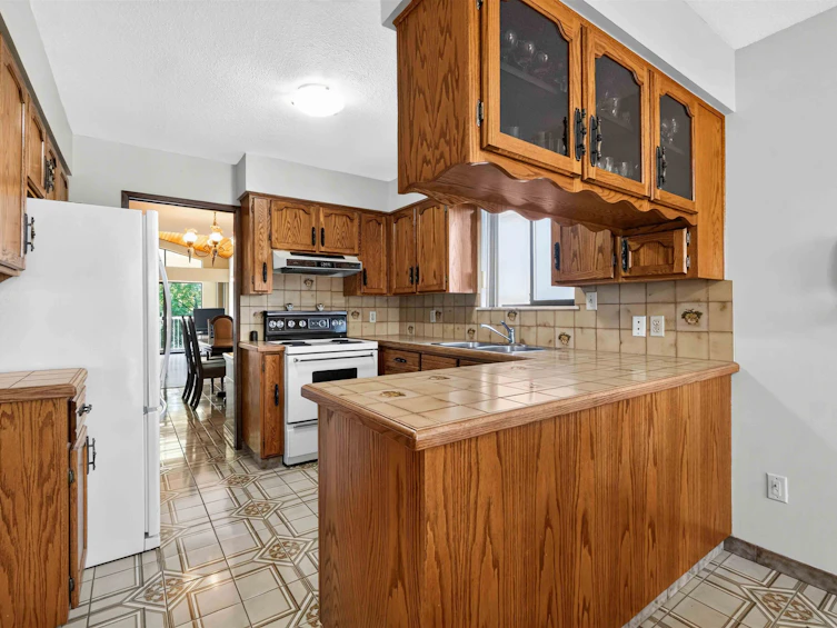 2739 E 8th Avenue, Vancouver, BC, V5M 1W7 - 17