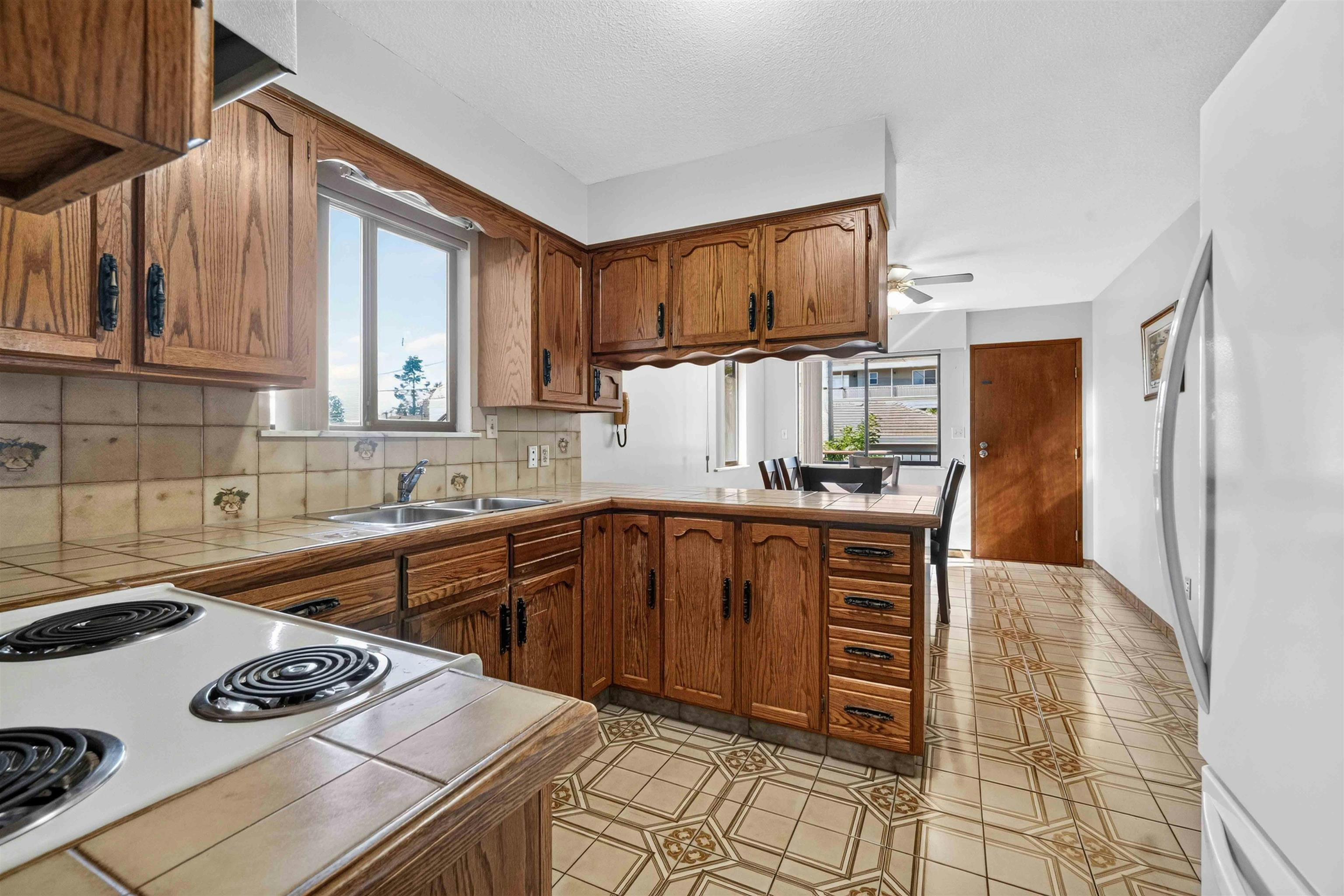 2739 E 8th Avenue, Vancouver, BC, V5M 1W7 - 15